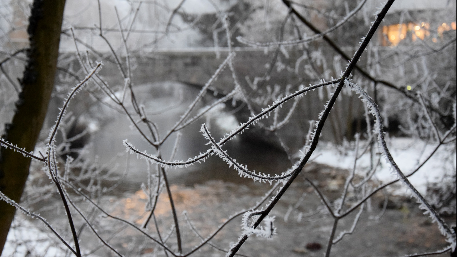 Brücke im Winter